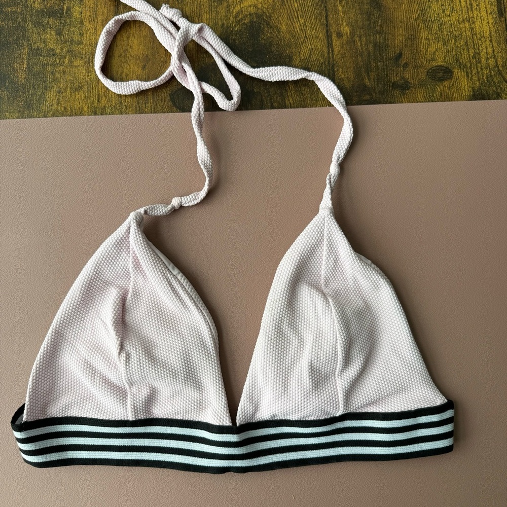 Swimwear pink bra Touche size M GUC